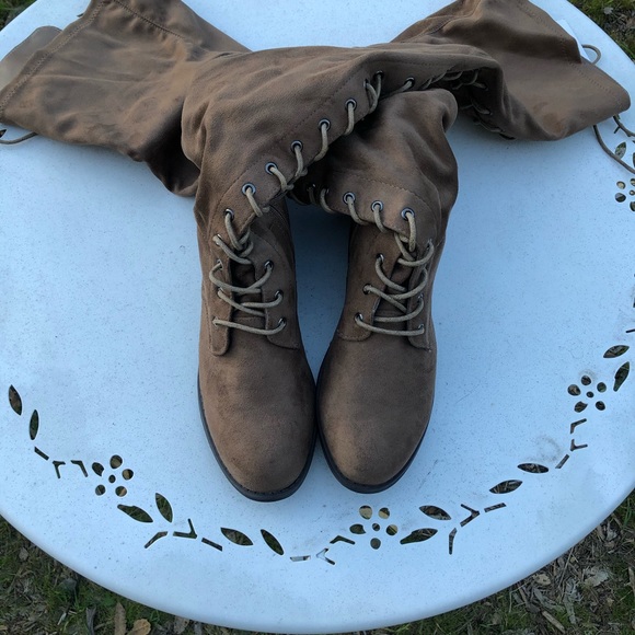 Wide Width Over the Knee Brown Boots - Picture 4 of 8